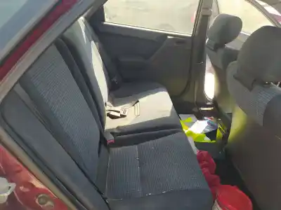 İkinci el araba yedek parçası ARKA SAG KOLTUKLAR için TOYOTA CARINA (T19) 4AFE OEM IAM referansları   