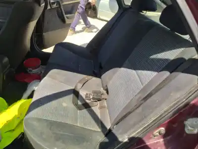 İkinci el araba yedek parçası ARKA SOL KOLTUKLAR için TOYOTA CARINA (T19) 4AFE OEM IAM referansları   