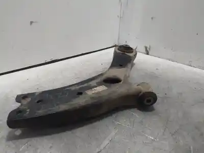 Pezzo di ricambio per auto di seconda mano braccio sospensione inferiore anteriore destro per ssangyong korando 2.3 tdi riferimenti oem iam 4452039100  