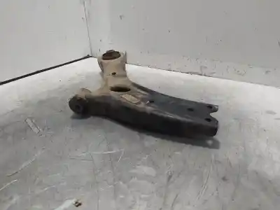 Pezzo di ricambio per auto di seconda mano braccio di sospensione anteriore sinistro inferiore per ssangyong korando 2.3 tdi riferimenti oem iam 4451039100  