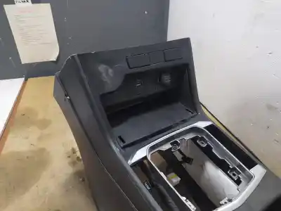 Pezzo di ricambio per auto di seconda mano console centrale per ssangyong korando 2.3 tdi riferimenti oem iam 7796337010  