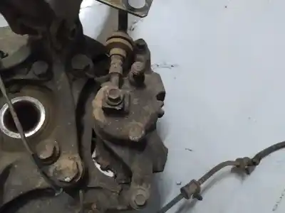 Pièce détachée automobile d'occasion Etrier De Frein Avant Gauche pour OPEL ASTRA J BERLINA 5P 1.6 Excellence Références OEM IAM 13301226  