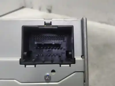 İkinci el araba yedek parçası ses sistemi / radyo cd için opel astra j berlina 5p 1.6 excellence oem iam referansları 20983513  