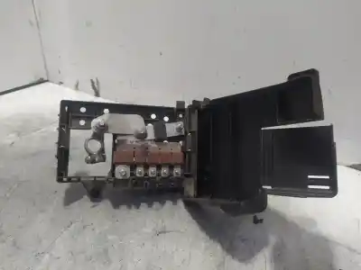 İkinci el araba yedek parçası Röle/sigorta Kutusu için OPEL ASTRA J BERLINA 5P 1.6 Excellence OEM IAM referansları 13302307  