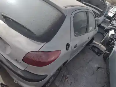 Peça sobressalente para automóvel em segunda mão porta do automóvel traseira direita por peugeot 206 wjz referências oem iam 