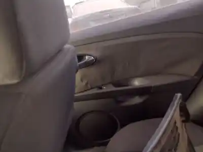 Автозапчастина б/у УПРАВЛІННЯ СКЛАМИ ЗАДНІХ ПРАВІХ для SEAT LEON (1P1)  Посилання на OEM IAM   