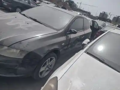 Peça sobressalente para automóvel em segunda mão guarda-lamas dianteiro esquerdo por fiat stilo (192) 192a1000 referências oem iam 