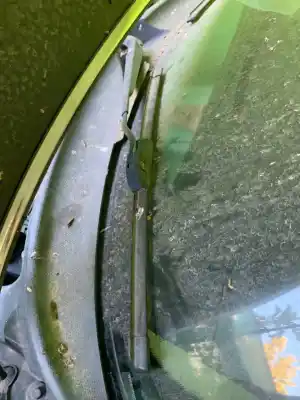 Pezzo di ricambio per auto di seconda mano Braccio Tergicristallo Anteriore Sinistro per MINI MINI (R56) 5FW Riferimenti OEM IAM   
