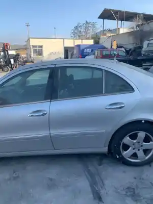 Автозапчасти б/у задняя левая дверь за mercedes-benz clase e bm 211 berlina e 300 cdi bluetec 211.024 ссылки oem iam 