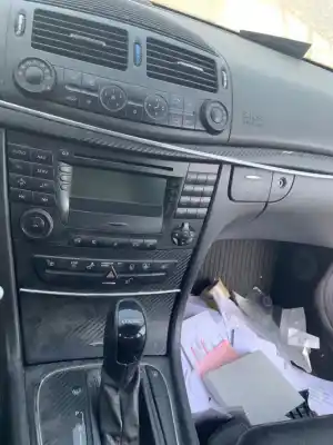 Автозапчасти б/у аудиосистема / радио cd за mercedes-benz clase e bm 211 berlina e 300 cdi bluetec 211.024 ссылки oem iam 