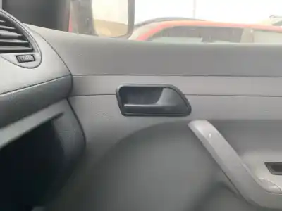 Pièce détachée automobile d'occasion poignée intérieure avant droite pour volkswagen caddy ka/kb (2k) bst références oem iam 