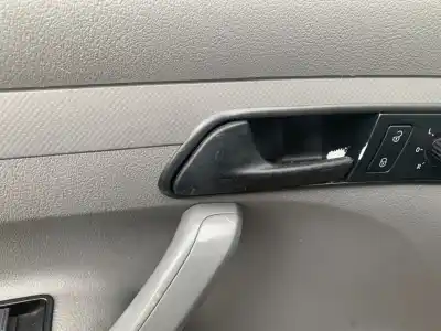 Pièce détachée automobile d'occasion poignée intérieure avant gauche pour volkswagen caddy ka/kb (2k) bst références oem iam 