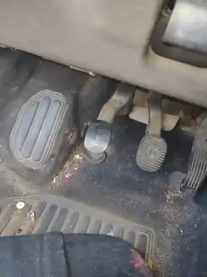 Pezzo di ricambio per auto di seconda mano pedale della frizione per alfa romeo alfa gt (125) 1.9 jtd riferimenti oem iam 