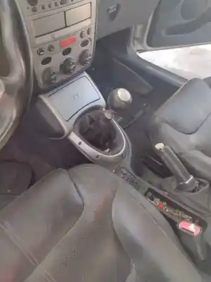 Pezzo di ricambio per auto di seconda mano leva del cambio per alfa romeo alfa gt (125) 1.9 jtd riferimenti oem iam 