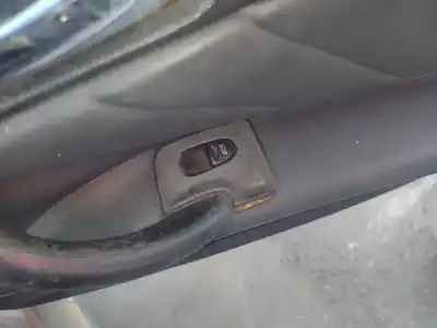 Pezzo di ricambio per auto di seconda mano interruttore alzacristalli anteriore destro per alfa romeo alfa gt (125) 1.9 jtd riferimenti oem iam 