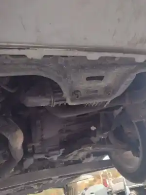 Pezzo di ricambio per auto di seconda mano traversa inferiore per alfa romeo alfa gt (125) 1.9 jtd riferimenti oem iam 