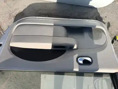 İkinci el araba yedek parçası Sag ön Kapi Kaplamasi için RENAULT TWINGO II (CN0_) 1.5 DCI (CN0E) OEM IAM referansları   