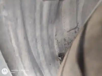 Peça sobressalente para automóvel em segunda mão cave de roda dianteira esquerda por citroen c3 i (fc_, fn_) 1.4 hdi referências oem iam 