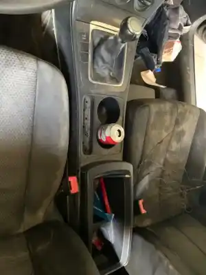 Автозапчасти б/у центральная консоль за volkswagen passat variant (3c5) highline ссылки oem iam 