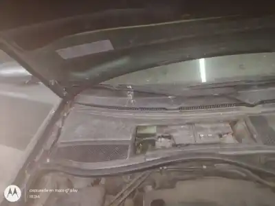 Автозапчасти б/у рычаг стеклоочистителя передний правый за AUDI A6 C5 (4B2) 1.9 TDI ссылки OEM IAM   