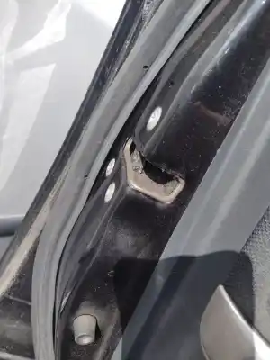 Peça sobressalente para automóvel em segunda mão fechadura da porta dianteira esquerda por toyota corolla verso (r1) 2adftv referências oem iam 