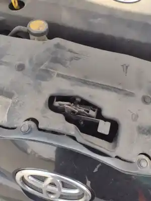 Peça sobressalente para automóvel em segunda mão fechadura do capô por toyota corolla verso (r1) 2adftv referências oem iam 