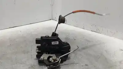 Автозапчастина б/у замок дверей заднього лівого для audi a4 b6 (8e2) 1.9 tdi посилання на oem iam 8e0839015  