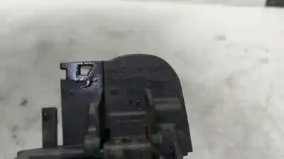 Автозапчастина б/у завнішня ручка задня ліва для audi a4 b6 (8e2) 1.9 tdi посилання на oem iam 4b0639885  