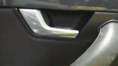 Автозапчастина б/у ліва задня внутрішня ручка для AUDI A4 B6 (8E2) 1.9 TDI Посилання на OEM IAM 8E0839019  
