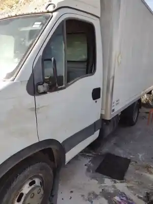 Peça sobressalente para automóvel em segunda mão porta da frente esquerda por iveco daily furgón daily furgon referências oem iam 