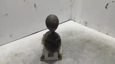 Автозапчасти б/у рычаг переключения передач за TOYOTA YARIS (NCP1/NLP1/SCP1) * ссылки OEM IAM 335300D010  