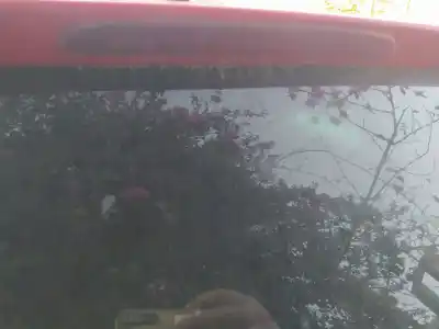 Peça sobressalente para automóvel em segunda mão farolim de travão central por seat altea (5p1) 1.6 referências oem iam 