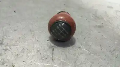 Peça sobressalente para automóvel em segunda mão BOTÃO DA ALAVANCA DE VELOCIDADES por VOLKSWAGEN GOLF IV BERLINA (1J1) BCB Referências OEM IAM   