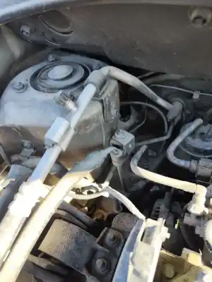 Peça sobressalente para automóvel em segunda mão tubos de ar condicionado por kia carens (rs) ga6d referências oem iam 