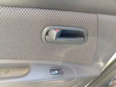 Pièce détachée automobile d'occasion poignée intérieure arrière gauche pour kia rio ii (jb) gasóleo 2006 5p références oem iam 