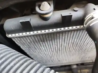Pezzo di ricambio per auto di seconda mano RADIATORE D ACQUA per PEUGEOT 5008 Peugeot 5008 Riferimenti OEM IAM   