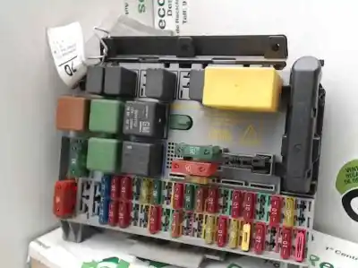Gebrauchtes Autoersatzteil RELAIS SICHERUNGSKASTEN Multifunktionsrelais zum OPEL VECTRA B BERLINA  OEM-IAM-Referenzen 09152787 09152787 