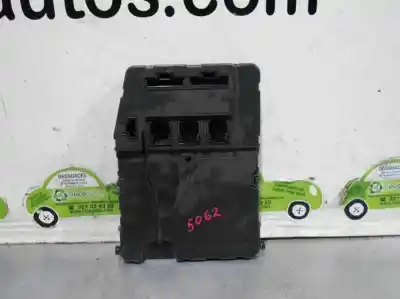 İkinci el araba yedek parçası röle/sigorta kutusu için renault megane ii sedán (lm0/1_) 1.9 dci (lm0g lm1g lm2c) oem iam referansları 8200306434 İkinci el araba yedek parçası röle/sigorta kutusu için renault megane ii sedán (lm0/1_) 1.9 dci (lm0g lm1g lm2c) oem iam referansları 8200306434