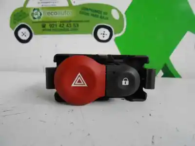 Peça sobressalente para automóvel em segunda mão interruptor 4 piscas - emergência por renault clio iii 1.5 dci diesel cat referências oem iam 8200214896