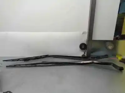 Second-hand car spare part front right windshield wiper arm for honda cr-v (re) 2.2 ctdi oem iam references 76600swae01  76610swae01