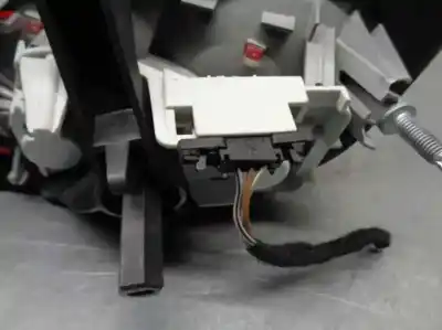 Автозапчастина б/у лівий ход ліхар для audi a4 b7 avant (8ed) 2.0 tdi посилання на oem iam 8e9945093  