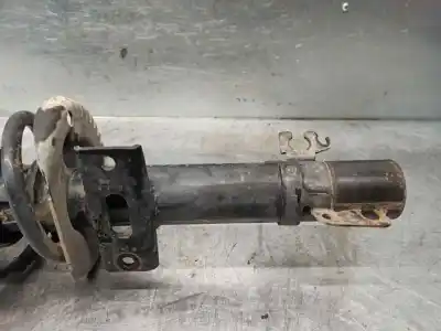 Автозапчастина б/у передній правий амортизатор для audi a1 (8x) ambition посилання на oem iam 6r0413031aq  