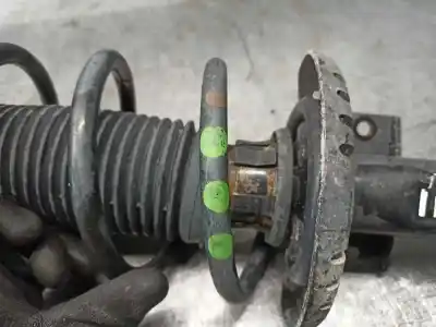 Автозапчастина б/у передній правий амортизатор для audi a1 (8x) ambition посилання на oem iam 6r0413031aq  