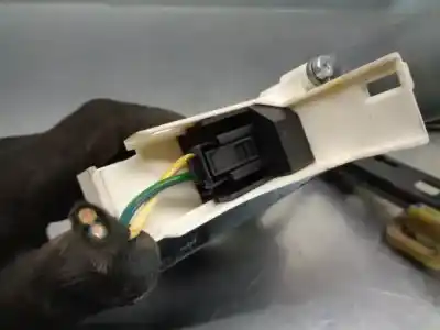 Автозапчасти б/у регулятор стекла переднего правого за audi a1 (8x) ambition ссылки oem iam 8k0959802c  