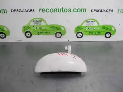 Peça sobressalente para automóvel em segunda mão puxador exterior traseiro esquerdo por peugeot 107 (pm_, pn_) 1.4 hdi referências oem iam 9101ap