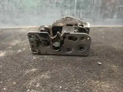Pezzo di ricambio per auto di seconda mano SERRATURA PORTA POSTERIORE DESTRA per IVECO C35  Riferimenti OEM IAM 500329770  