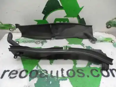Peça sobressalente para automóvel em segunda mão grelha torpedo curcuvan por bmw serie 1 berlina (e81/e87) 118d referências oem iam 64316925973-64316925974