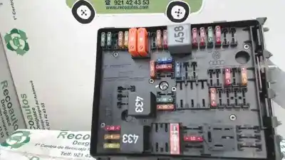 İkinci el araba yedek parçası RÖLE/SIGORTA KUTUSU için VOLKSWAGEN CADDY (2K) (02.2004->)  OEM IAM referansları 0514271380E  1K09378