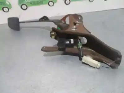 Автозапчастина б/у педаль зцеплення для toyota yaris (ncp1/nlp1/scp1) 1.4 d-4d linea luna посилання на oem iam 3130152070  