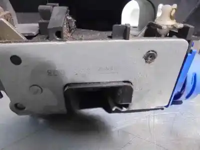 Автозапчасти б/у замок задней левой двери за audi a4 b5 avant (8d5) 2.5 tdi ссылки oem iam 4d1839016a  